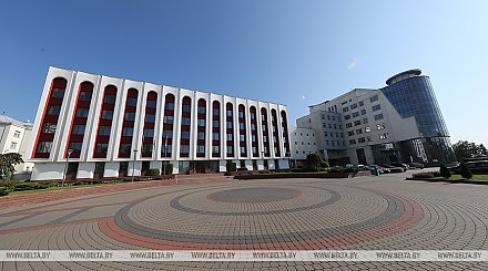 МИД: два белоруса попросили дипломатов помочь им уехать из провинции Хубэй