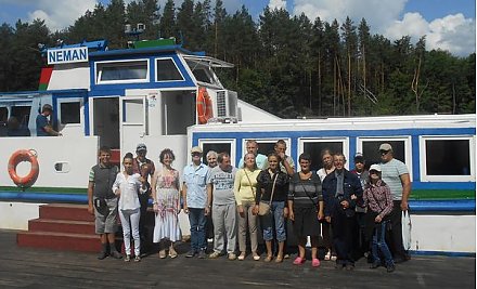 Путешествие в ZOO_LAND совершили посетители отделения дневного пребывания для инвалидов Территориального центра социального обслуживания населения Вороновского района