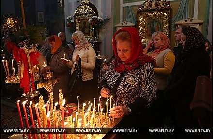 Православные верующие отмечают Радоницу
