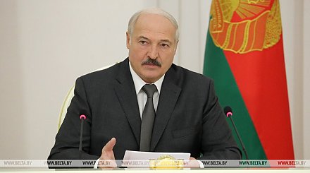 Тема недели: О правах работников, надзоре за техникой и вторсырье - Александр Лукашенко провел совещание с руководством Совмина