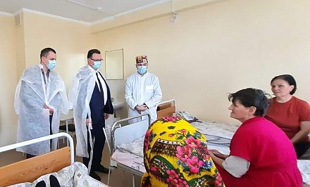 Министр здравоохранения Дмитрий Пиневич посетил с рабочим визитом Ивьевскую больницу