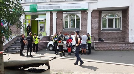 В Киеве женщина с пистолетом и коктейлем Молотова пыталась ограбить банк