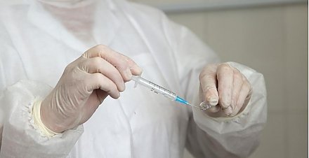 Беларусь получила собственную вакцину от COVID-19