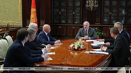 Лукашенко: идет вмешательство из-за рубежа в наши выборы и внутренние дела