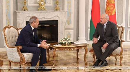 Лукашенко на встрече с Пашиняном: много проблем в ЕАЭС, мы не выполнили то, о чем договаривались