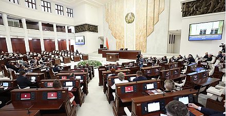 Депутаты приняли в двух чтениях законопроект о бюджете фонда соцзащиты населения на 2024 год