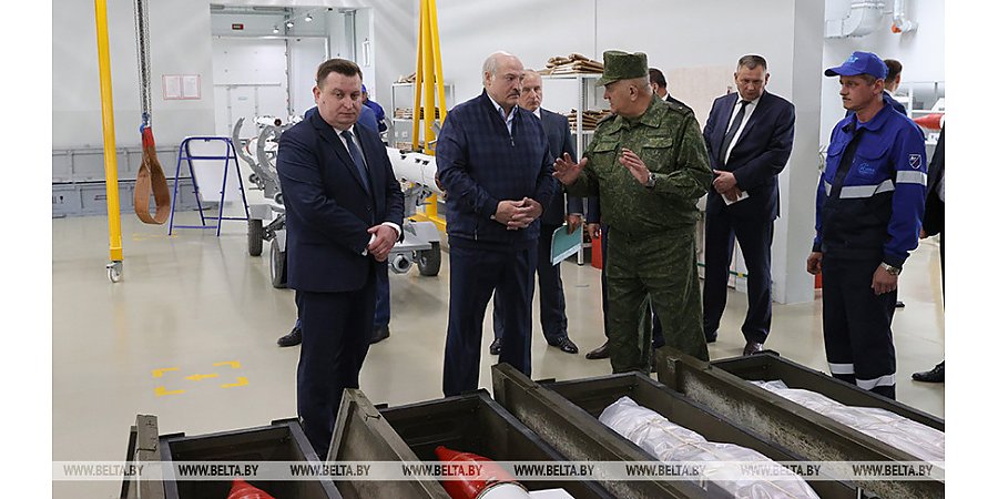 "Самое главное - локализация" - Александр Лукашенко ознакомился с производством боеприпасов для стрелкового оружия