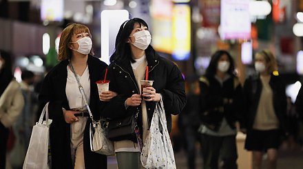 В крупнейших городах Японии вновь введут режим ЧС из-за коронавируса