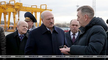 "Валюту надо зарабатывать, а не вывозить" - Александр Лукашенко пообещал серьезно взяться за импортозамещение