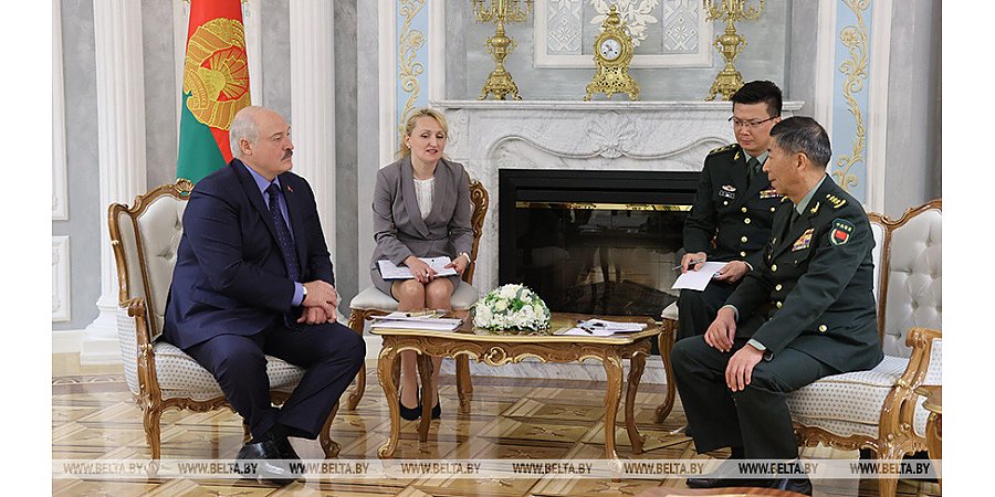 Александр Лукашенко на встрече с министром обороны КНР: видение мироустройства КНР и Беларуси полностью совпадает