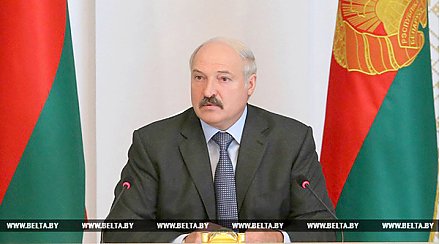 Лукашенко: любой путь дебюрократизации - это правильный путь