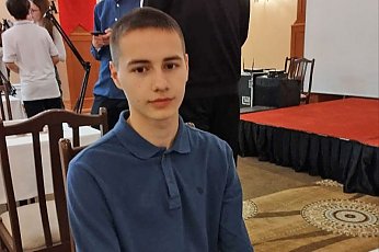 Абсолютная победа! Юный волковычанин Артем Тихонов завоевал три золотые медали на молодежном чемпионате Европы по шашкам-64