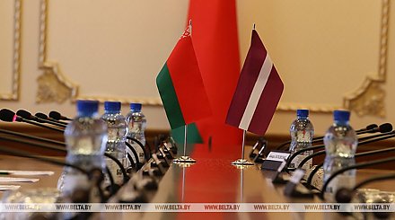 Посольство Беларуси в Латвии в связи с коронавирусом организовало возвращение белорусов домой
