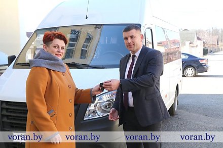 Территориальный центр социального обслуживания населения Вороновского района получил в подарок «ГАЗель NEXT»