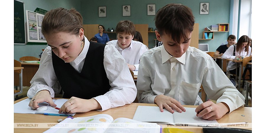 Более 53,3 тыс. 11-классников напишут ЦЭ по русскому и белорусскому языкам