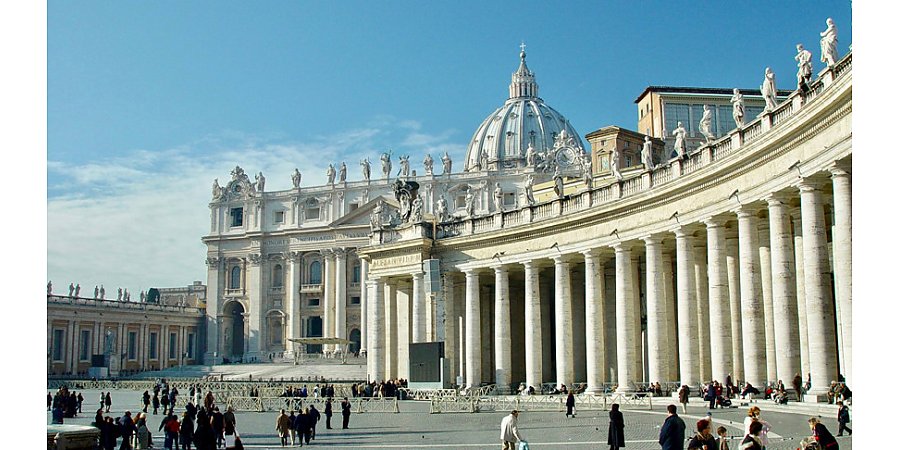 Папа Римский заявил, что Запад является "самым большим кладбищем человечества"