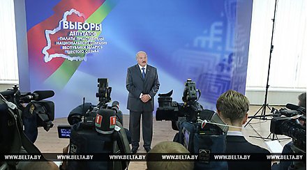 Лукашенко на выборах: об отношениях с Заподом и Востоком, работе депутатов, стоимости газа и услуг ЖКХ