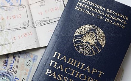 В Минюсте рассказали, кто может использовать паспорт с продленным сроком действия для пересечения границы