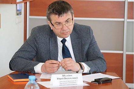 В Новогрудке прием граждан провел заместитель председателя Гродненского облисполкома Юрий Шулейко