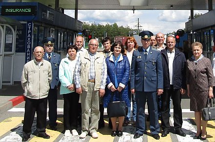 Ветеранов таможенной службы из Вороновского района чествовали в Гродненской региональной таможне