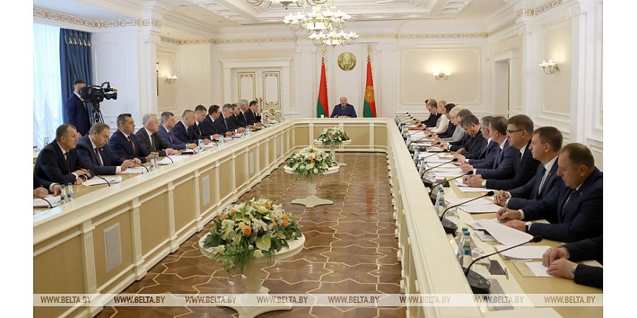 Александр Лукашенко провел совещание по вопросам совершенствования кадровой политики
