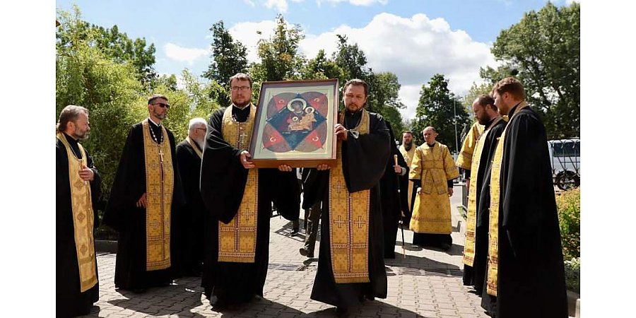 В Гродно доставили икону Божией Матери «Неопалимая Купина»