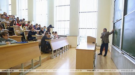 Все учреждения образования Беларуси работают в штатном режиме - Минобразования