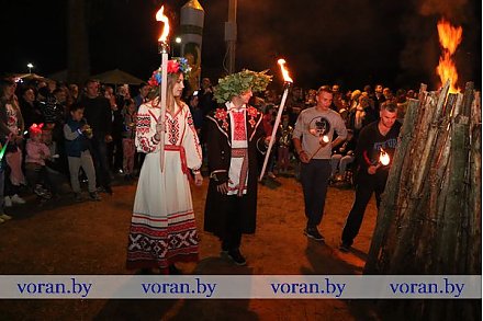 Песнями да хороводами в ночь с 6 на 7 июля отпраздновали «Купалье» в Вороново