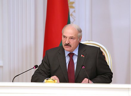 Лукашенко: в Беларуси будет обеспечено дальнейшее стабильное развитие