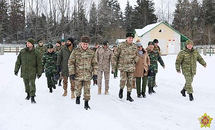Иностранные военные атташе посетили белорусско-литовскую границу