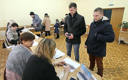 В Гродненской области явка избирателей превысила 55%. В Вороновском районе —