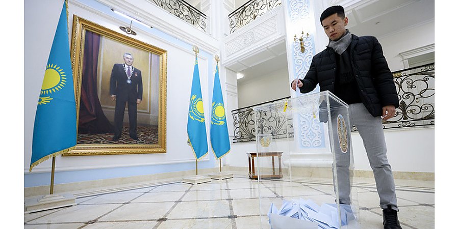 В Казахстане завершилось голосование на президентских выборах