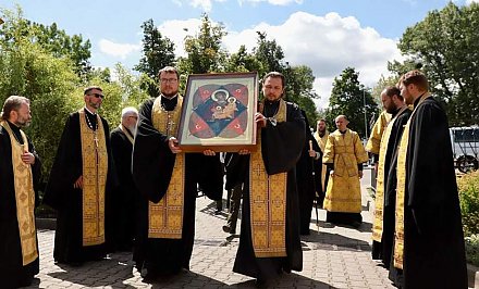 В Гродно доставили икону Божией Матери «Неопалимая Купина»