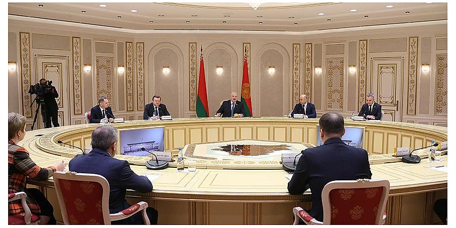 Александр Лукашенко: Беларусь настроена решительно наращивать товарооборот с Архангельской областью