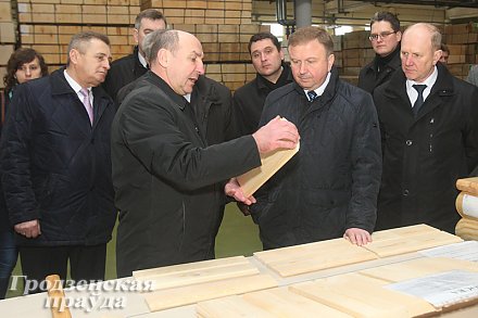 Премьер-министр Беларуси Андрей Кобяков побывал в Щучинском, Мостовском и Волковысском районах
