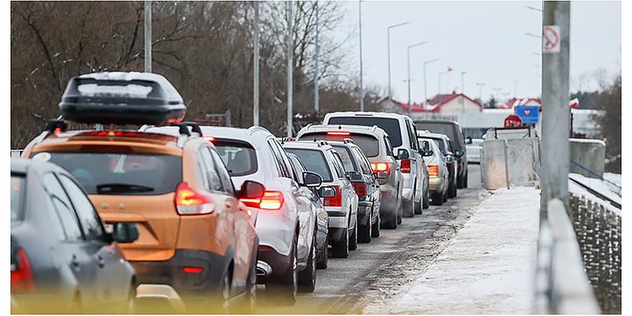 Польша ввела ограничения на вывоз некоторых автомобилей в Беларусь