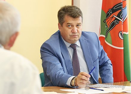 Сергей Ровнейко: «На районном уровне нужно уделять больше внимания работе с обращениями граждан»