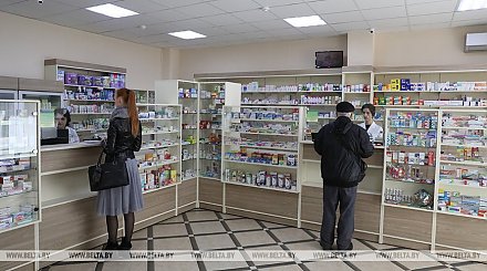 Минздрав поручил обеспечить постоянное наличие в аптеках противовирусных лекарств