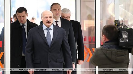 Александр Лукашенко поручил обеспечить медиков современным оборудованием