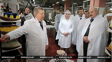 Тема недели: Лукашенко посетил СОАО "Коммунарка"