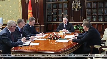 "Этому мы будем уделять самое серьезное внимание" - Лукашенко требует активнее строить арендное жилье для бюджетников