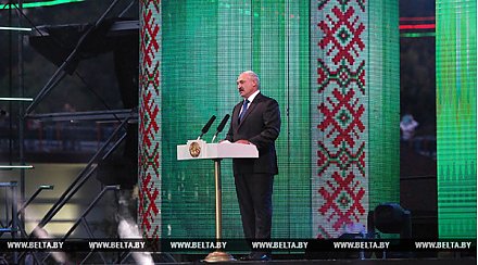 Лукашенко: секрет миролюбия белорусов - в бережном хранении сокровищ прошлого