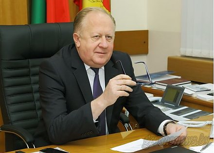 Прямую линию с жителями Гродненщины провел заместитель председателя облисполкома Виктор Лискович
