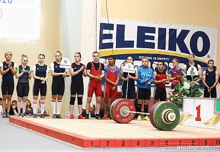 В Гродно проходит чемпионат Республики Беларусь по тяжелой атлетике