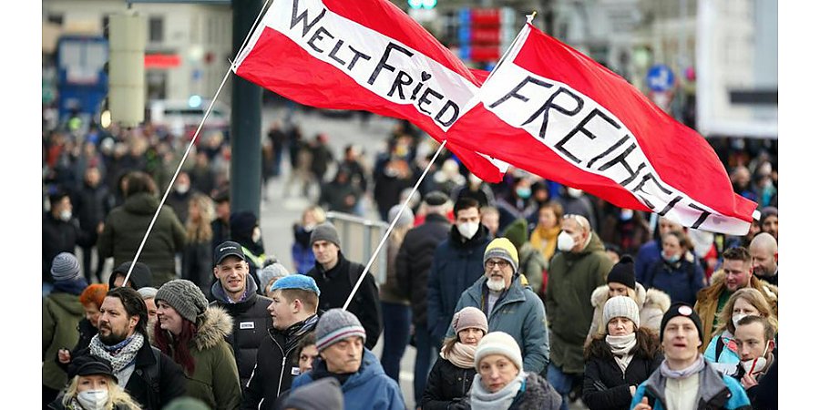 В Вене прошли массовые протесты против карантинных мер