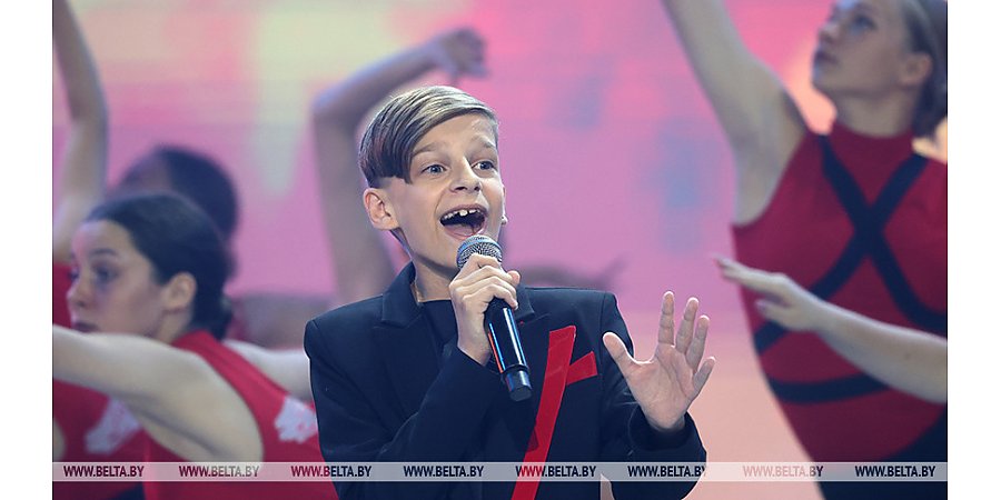 Белорус стал основным претендентом на Гран-при детского музыкального конкурса на "Славянском базаре"