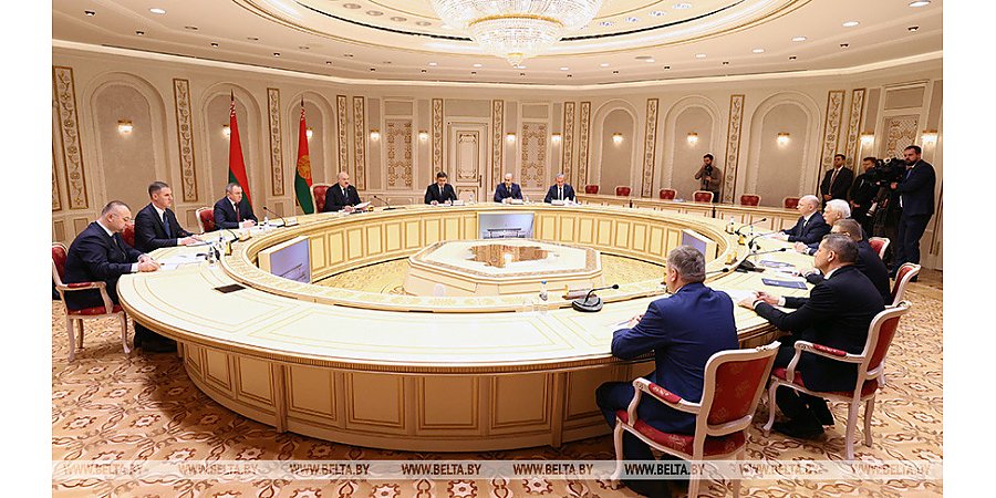 Александр Лукашенко заявил об эффективности принятой Беларусью и Россией стратегии союзного строительства