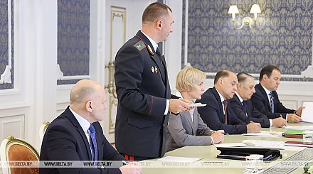 Граждан Беларуси предлагается обязать информировать о приобретении другого гражданства или документов, дающих привилегии