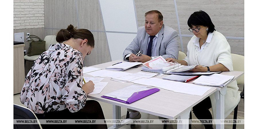 Вузы Беларуси начинают прием документов от абитуриентов