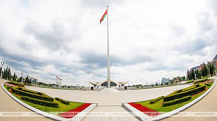 "Госсимволика защищает суверенитет Беларуси" – Александр Лукашенко поздравил соотечественников с Днем герба и флага